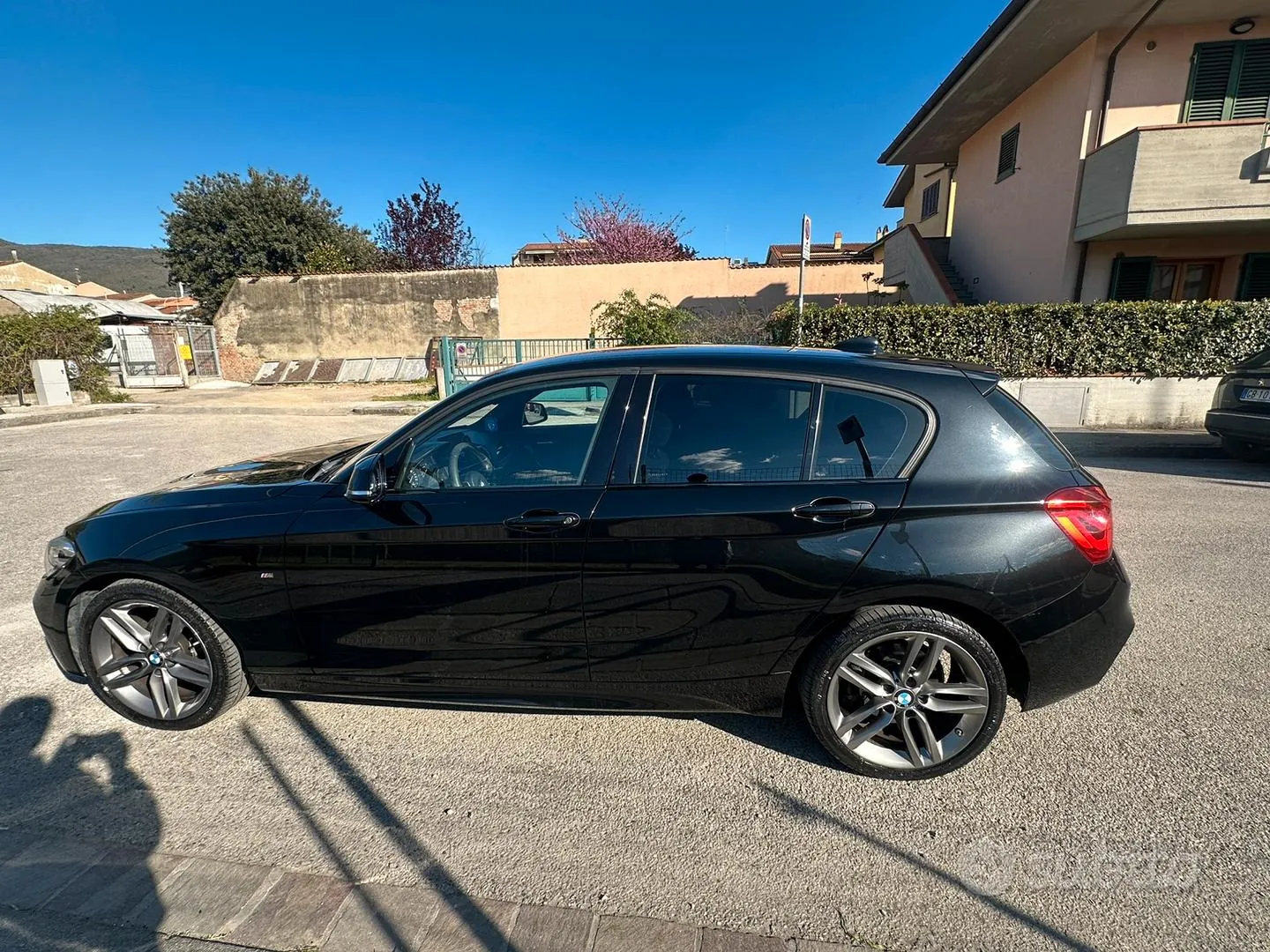 BMW 1 Series 2016 photo 2