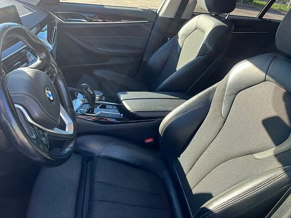 BMW 520D 2018 photo 2