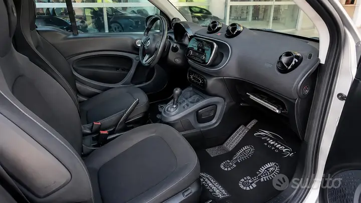 Smart Fortwo 2018 photo 5