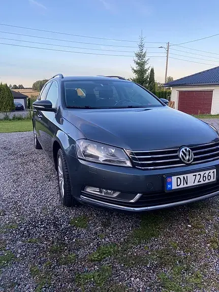 Volkswagen Passat 2012 photo 3