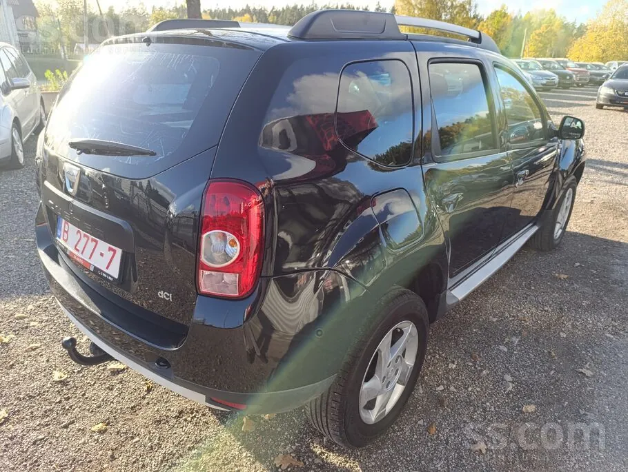 Dacia Duster 2011 photo 5