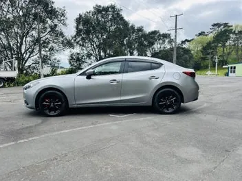 Mazda Axela 2015 photo 5