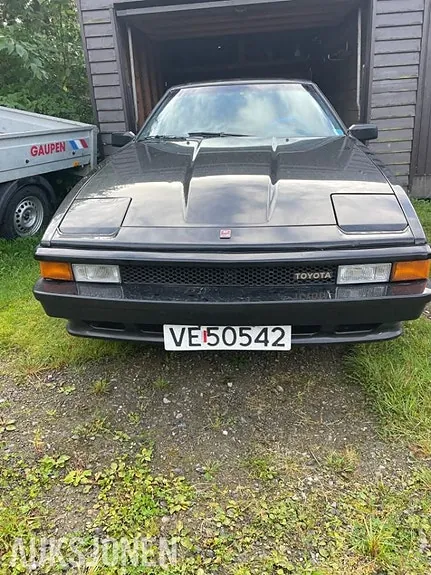 Toyota Celica 1985 photo 2