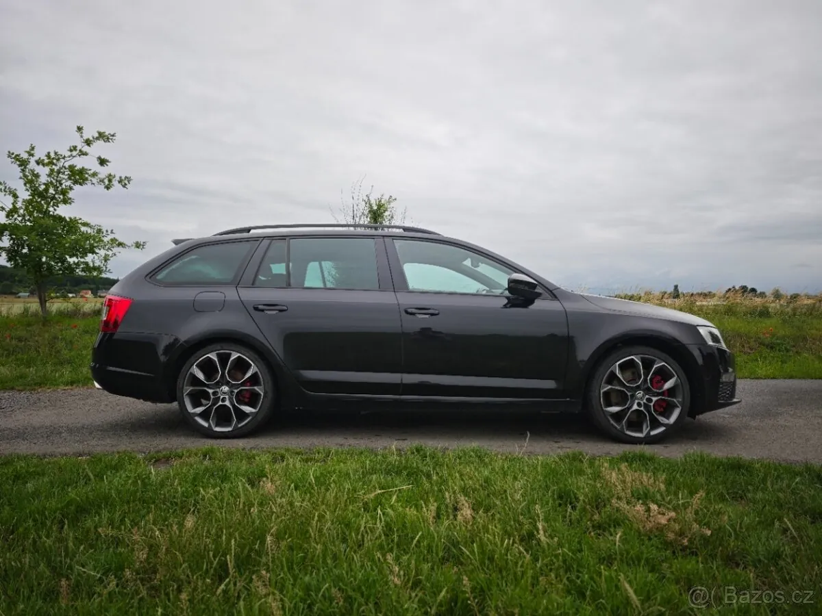 Skoda Octavia 2015 photo 2