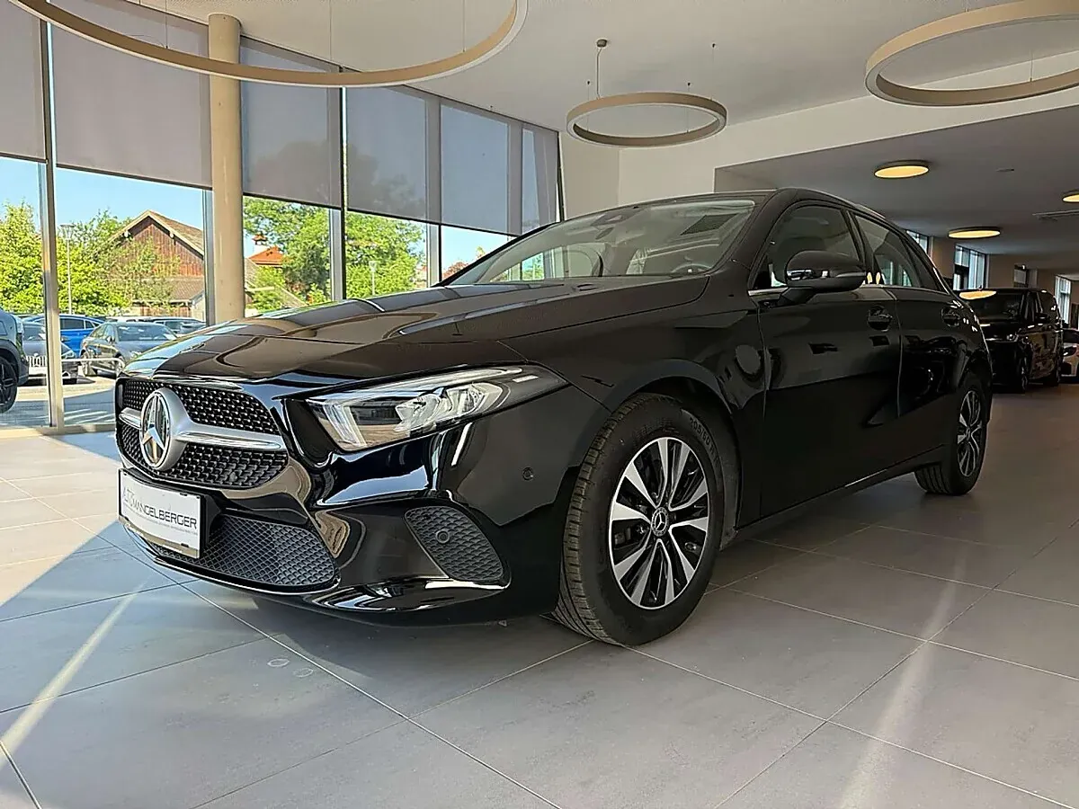 Mercedes-Benz A-Class 2023 photo 3