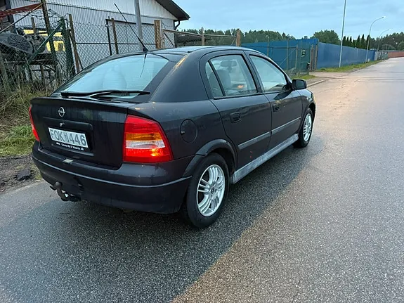 Opel Astra 1999 photo 2