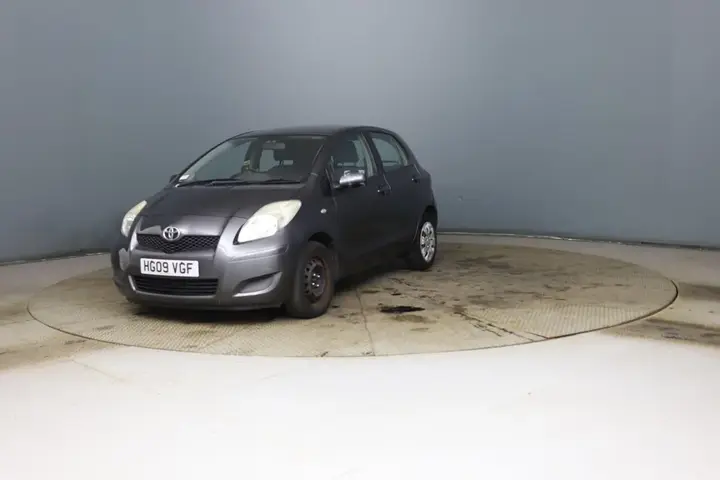 Toyota Yaris 2009 photo 3