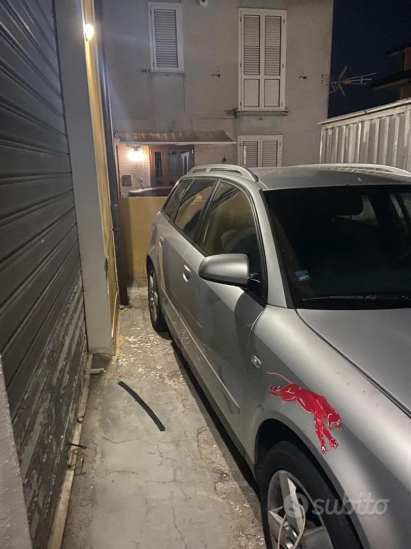 Audi A4 1999 photo 2