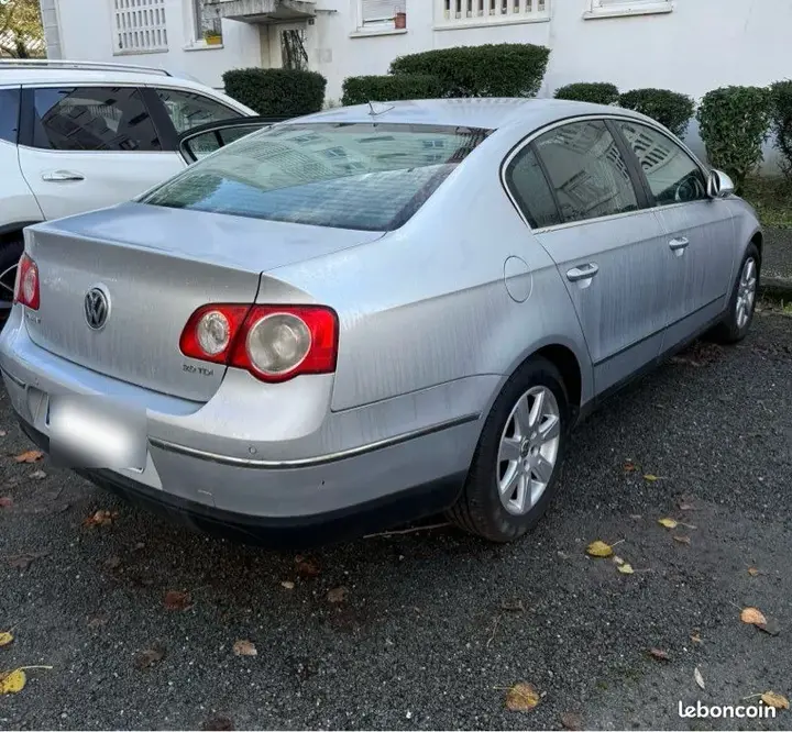 Volkswagen Passat 2007 photo 2