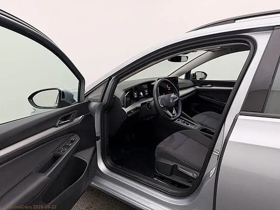 Volkswagen Golf I 2026 photo 5
