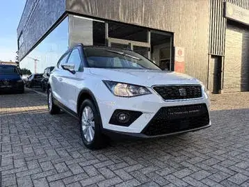 Seat Arona 2018 photo 3