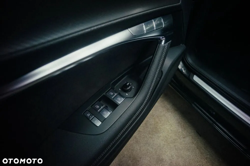 Audi A6 Avant 2018 photo 4
