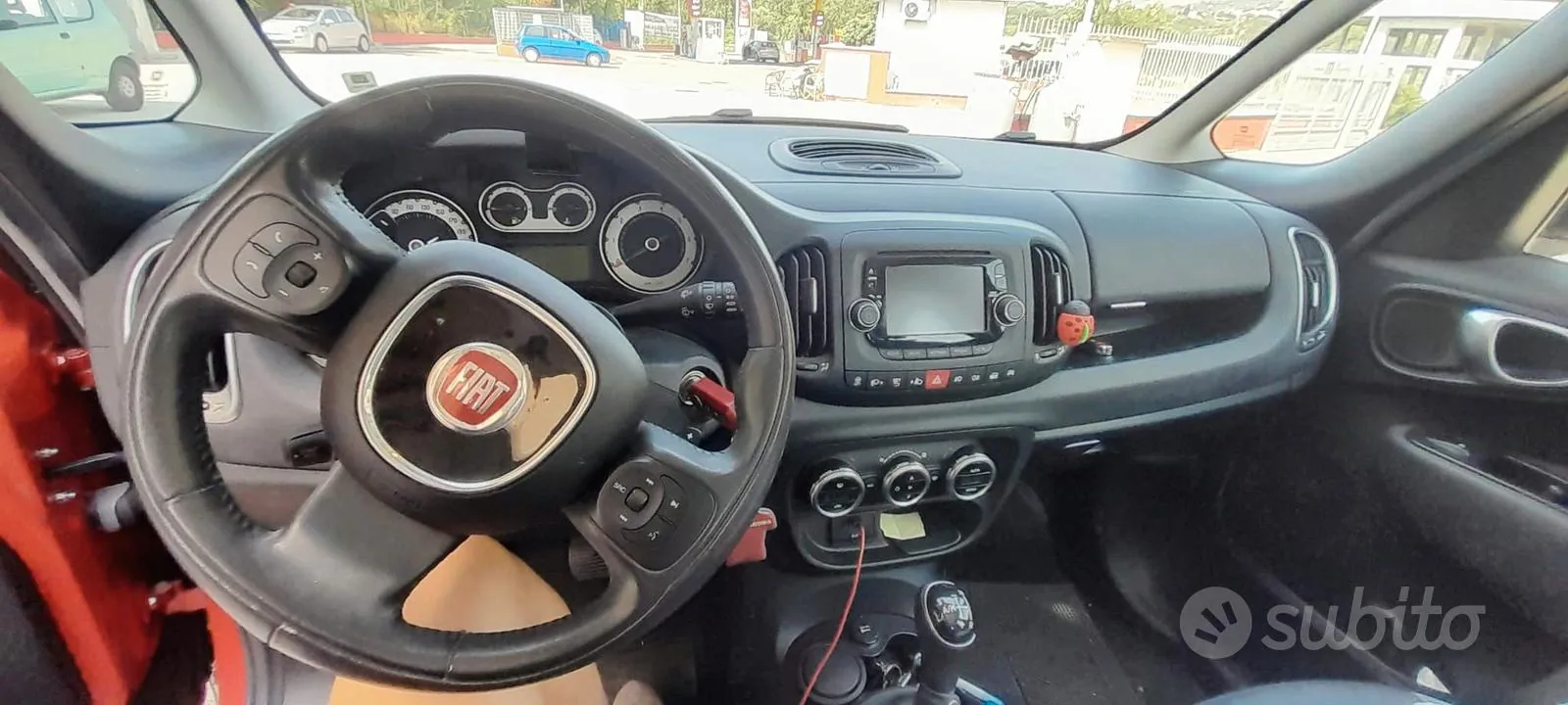 Fiat 500L 2014 photo 3