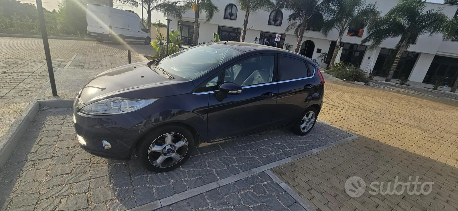 Ford Fiesta 2011 photo 4
