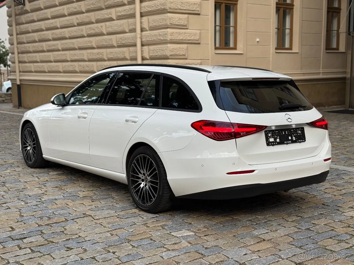 Mercedes-Benz C-Class 2023 photo 2