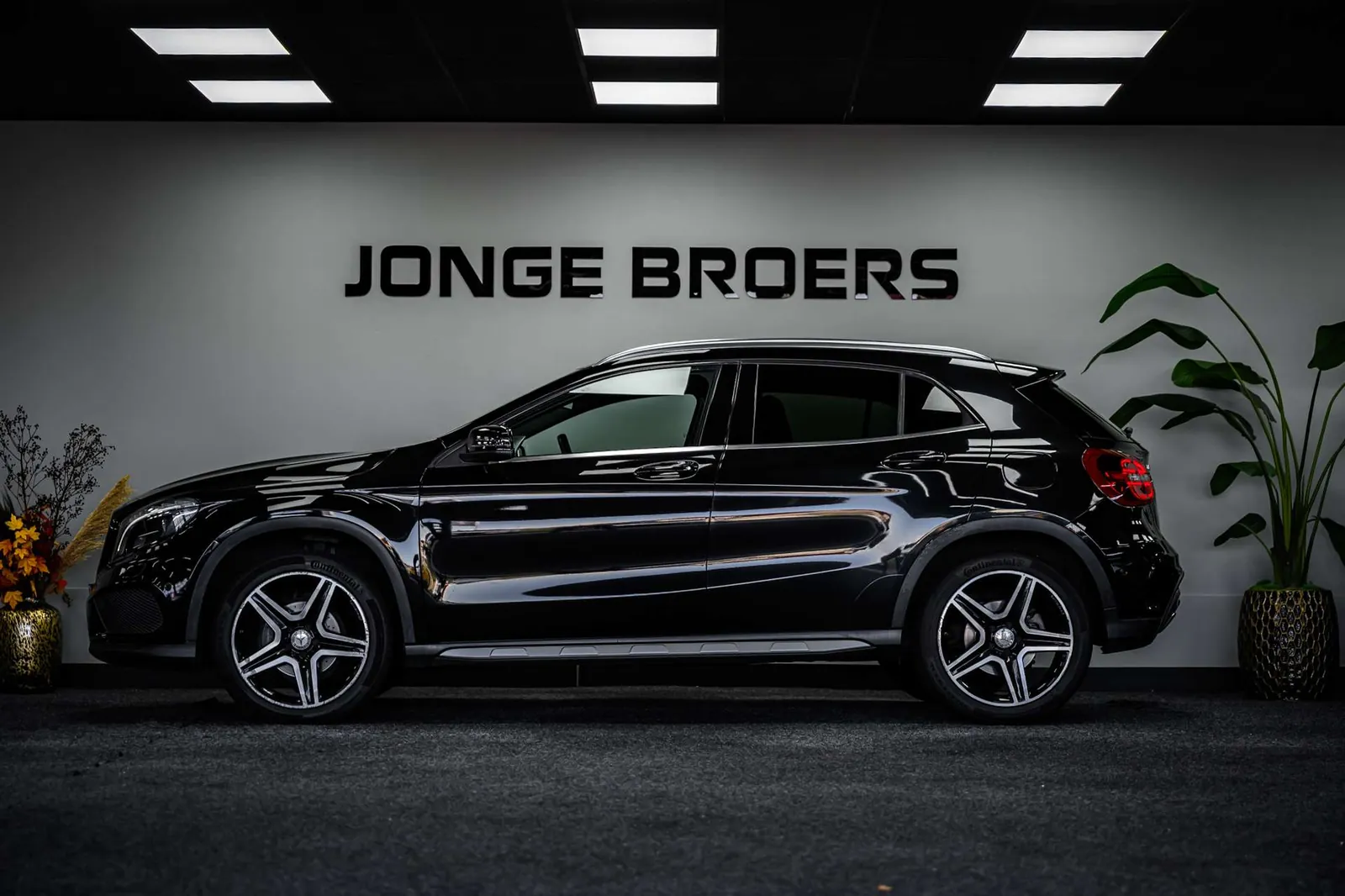 Mercedes-Benz Gla 2016 photo 2