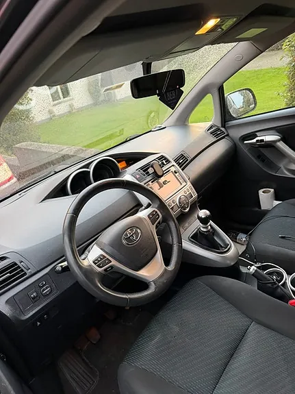 Toyota Verso 2012 photo 3