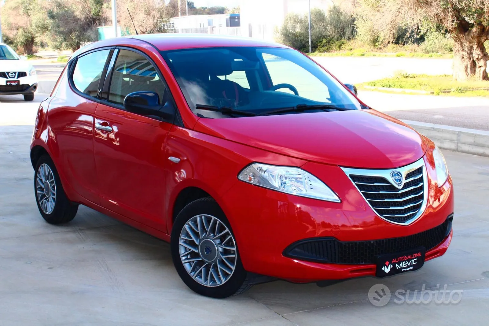 Lancia Ypsilon