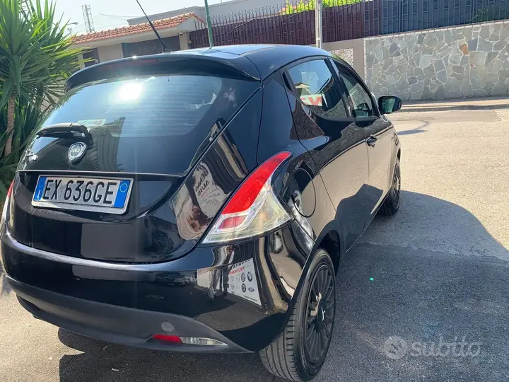 Lancia Ypsilon 2014 photo 5