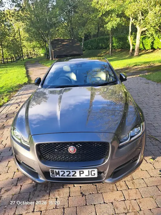 Jaguar Xj 2016 photo 2
