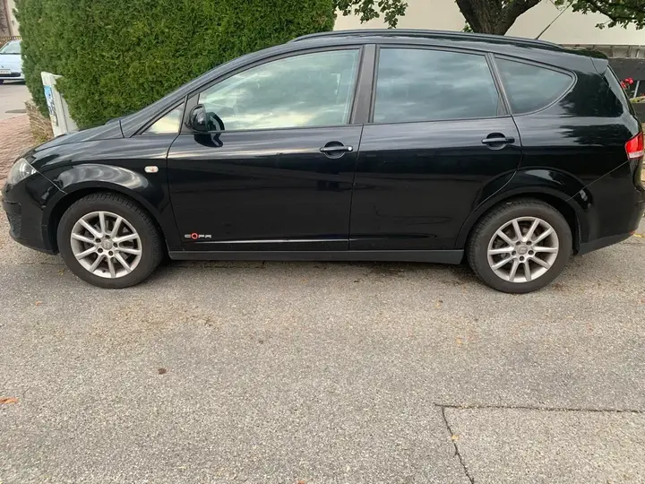 Seat Altea Xl 2012 photo 3