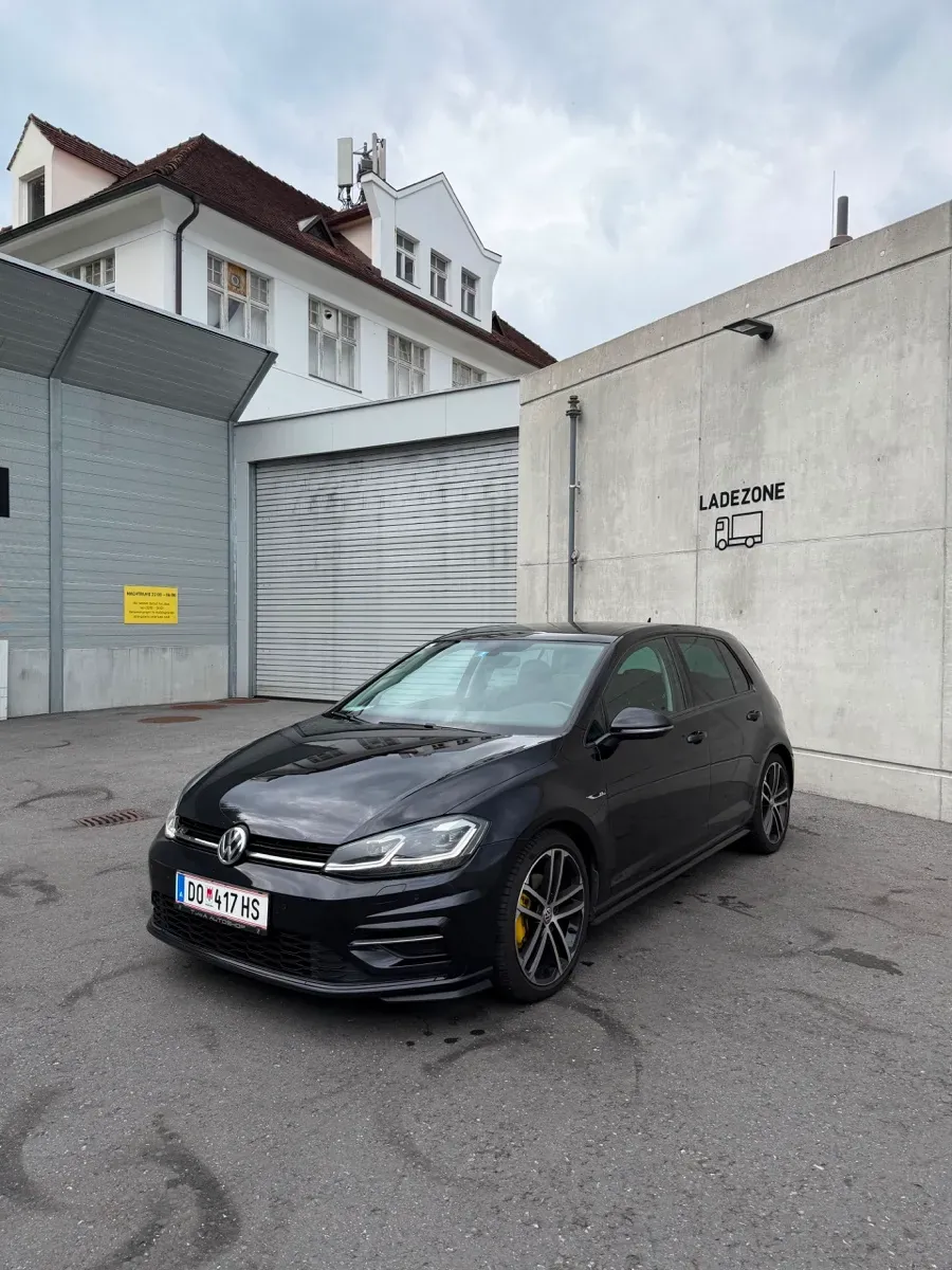 Volkswagen Golf 2017 photo 2