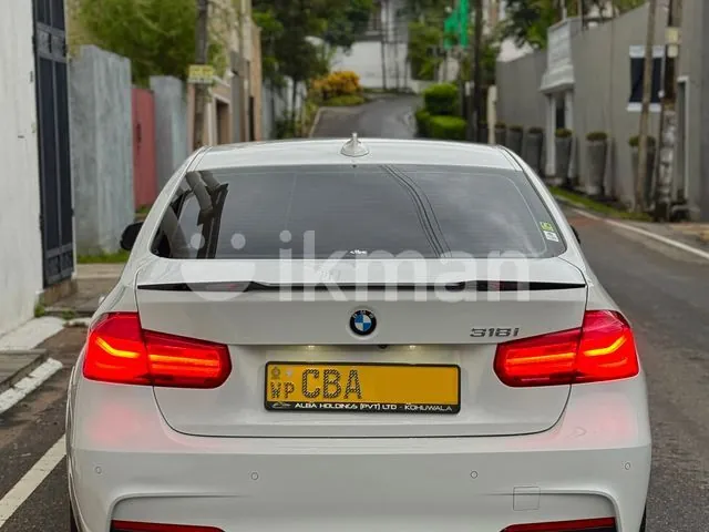BMW 318I 2018 photo 5