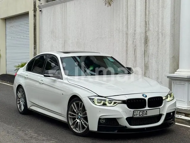 BMW 318I 2018 photo 2
