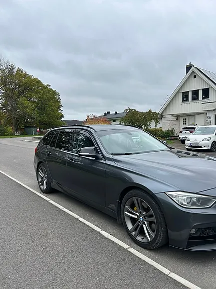 BMW 328I 2013 photo 3