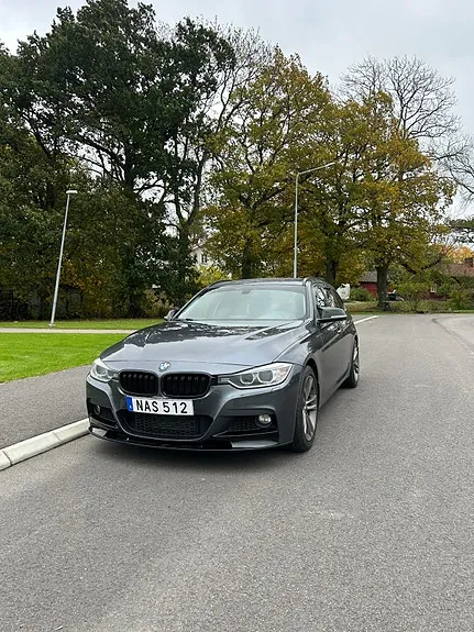 BMW 328I