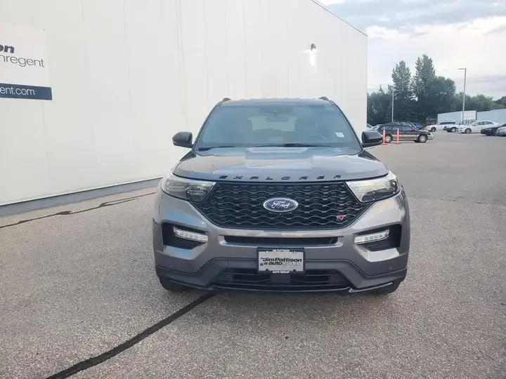 Ford Explorer 2021 photo 2