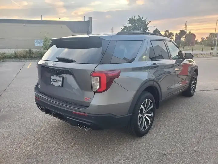 Ford Explorer 2021 photo 5