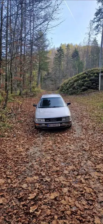 Audi 80 1988 photo 2