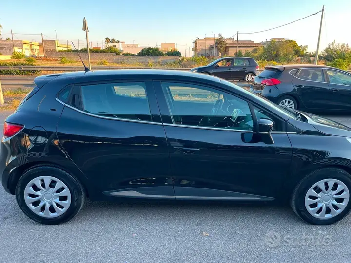 Renault Clio 2017 photo 4