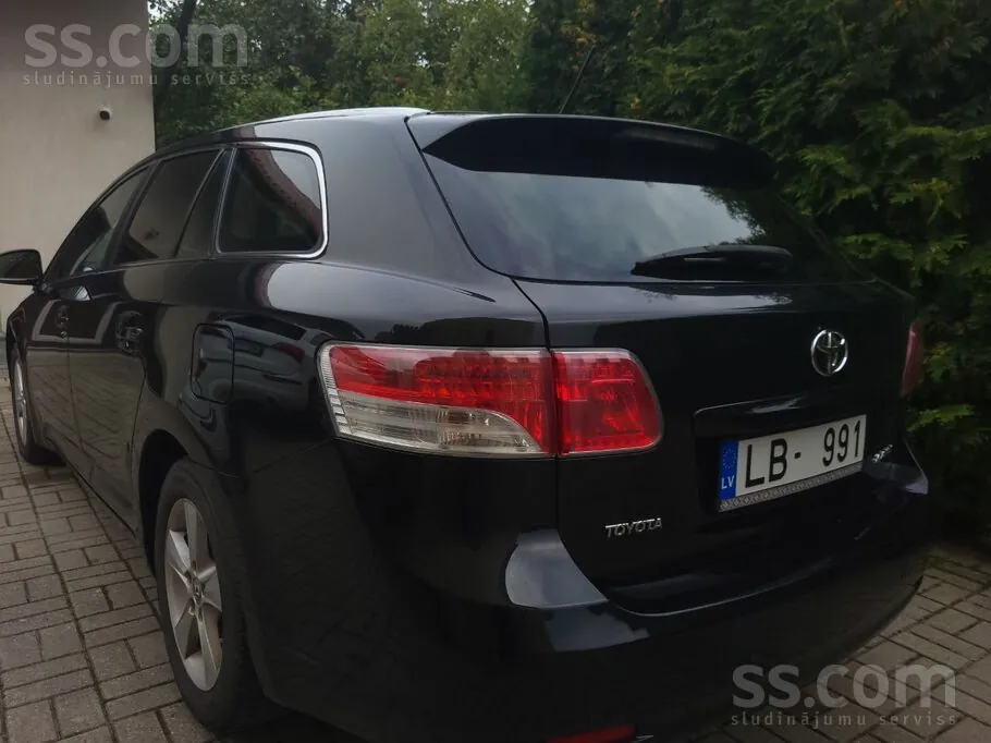 Toyota Avensis 2009 photo 4