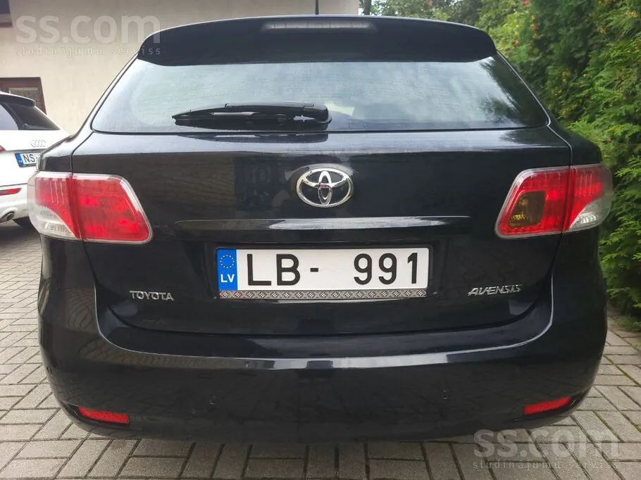 Toyota Avensis 2009 photo 5