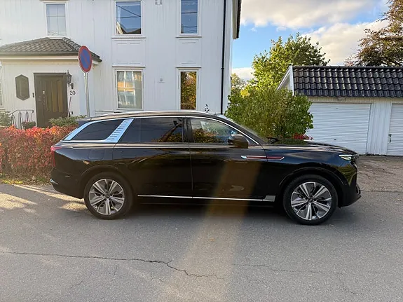 Hongqi E-Hs9 2022 photo 4