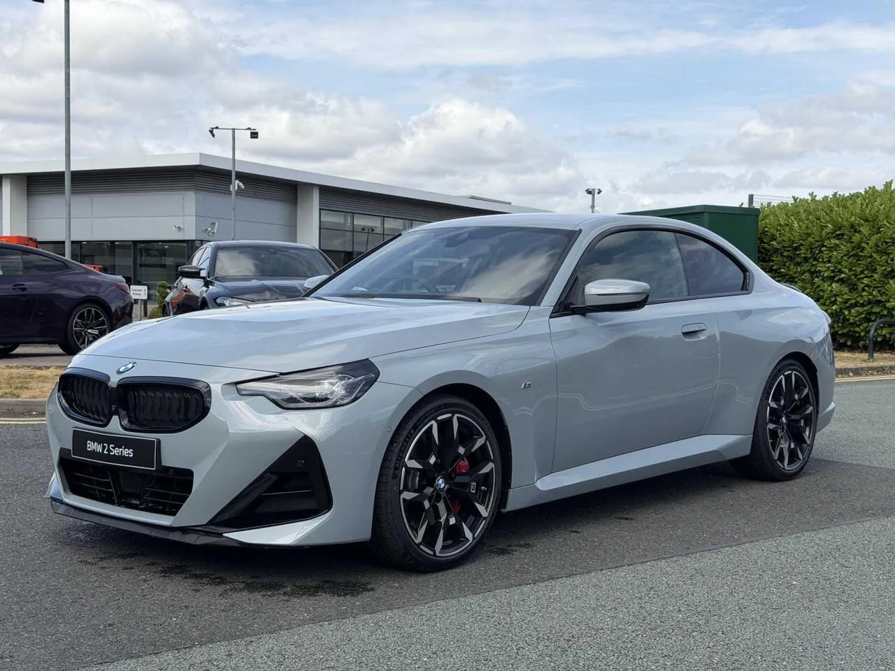 BMW 2 Series 2024 photo 3