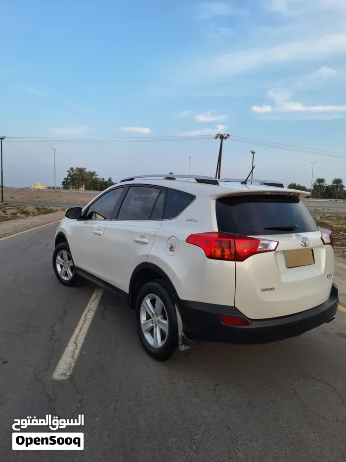 Toyota Rav 4 2013 photo 4
