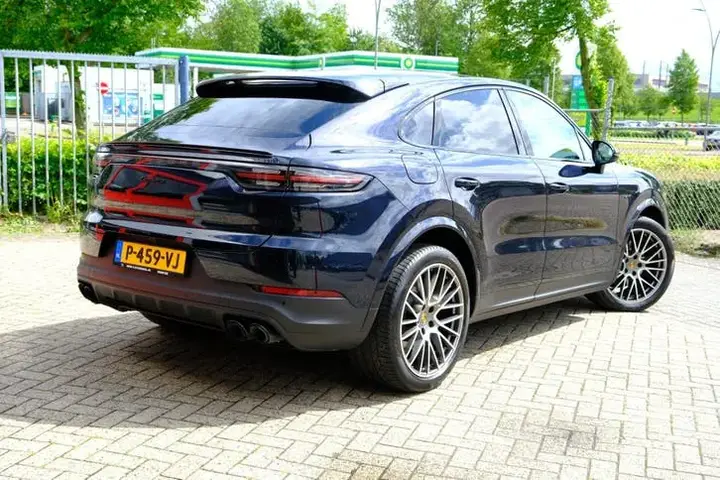 Porsche Cayenne 2022 photo 3