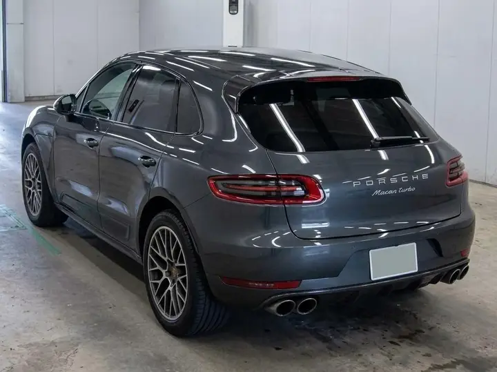 Porsche Macan 2017 photo 2