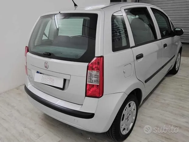 Fiat Idea 2011 photo 3