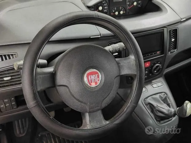 Fiat Idea 2011 photo 5