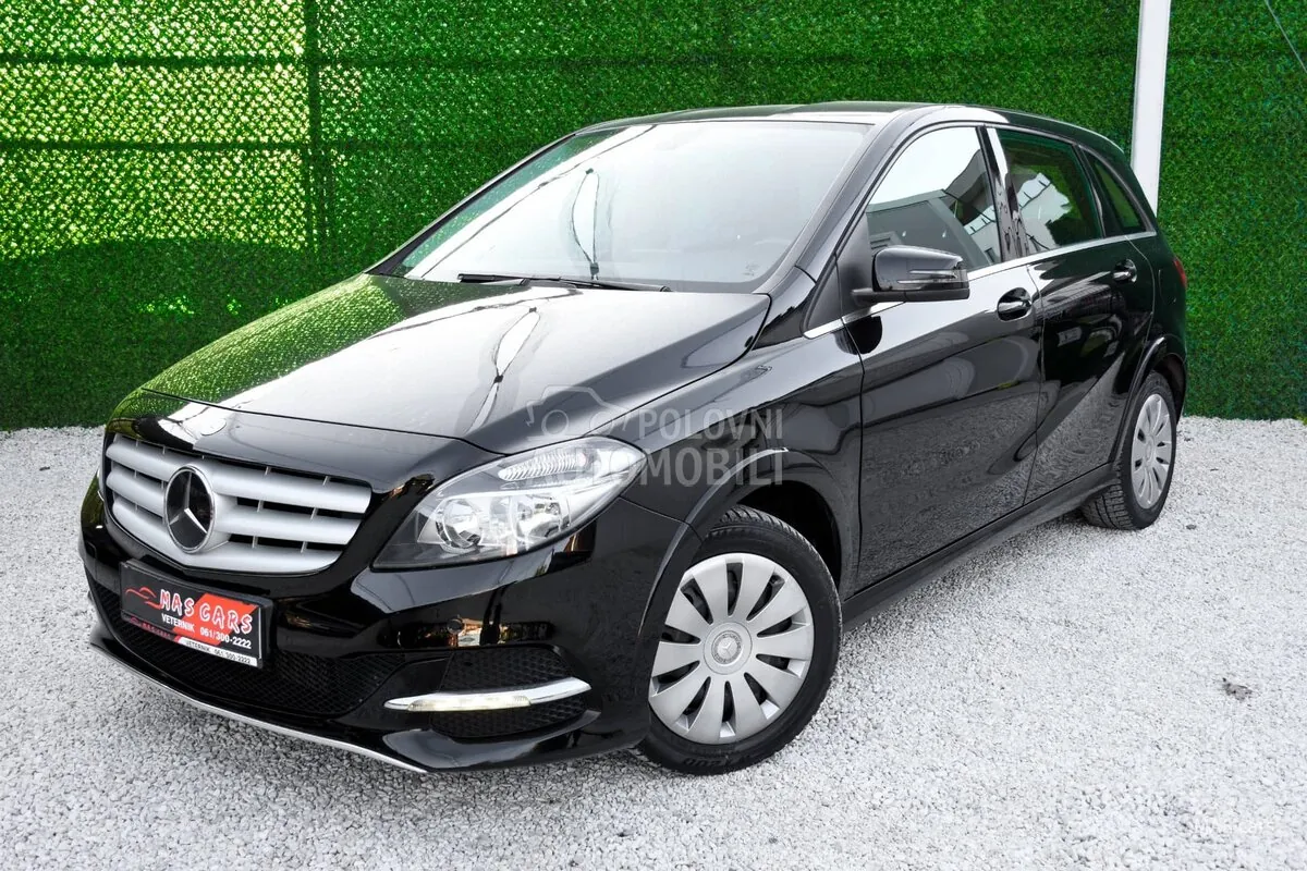 Mercedes-Benz B 200 2015 photo 4