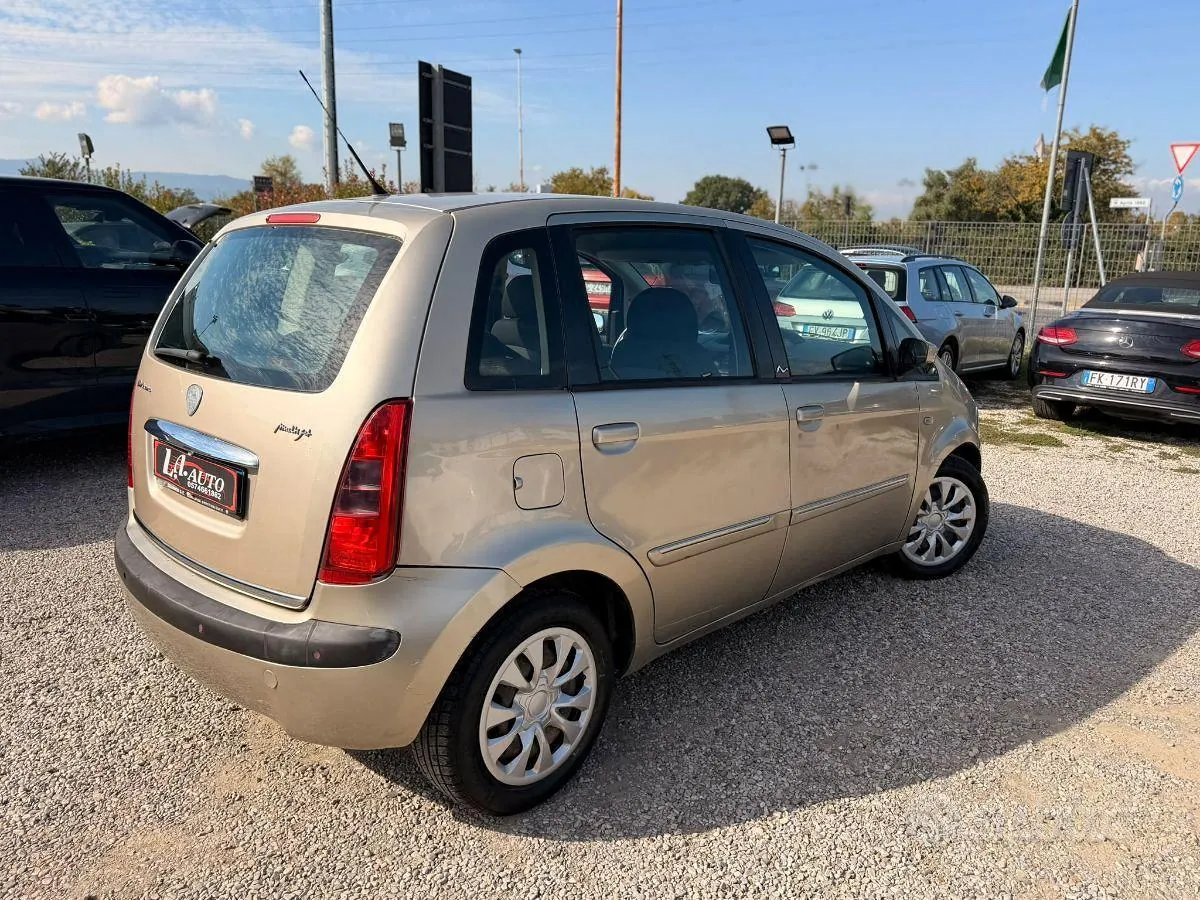 Lancia Musa 2007 photo 4