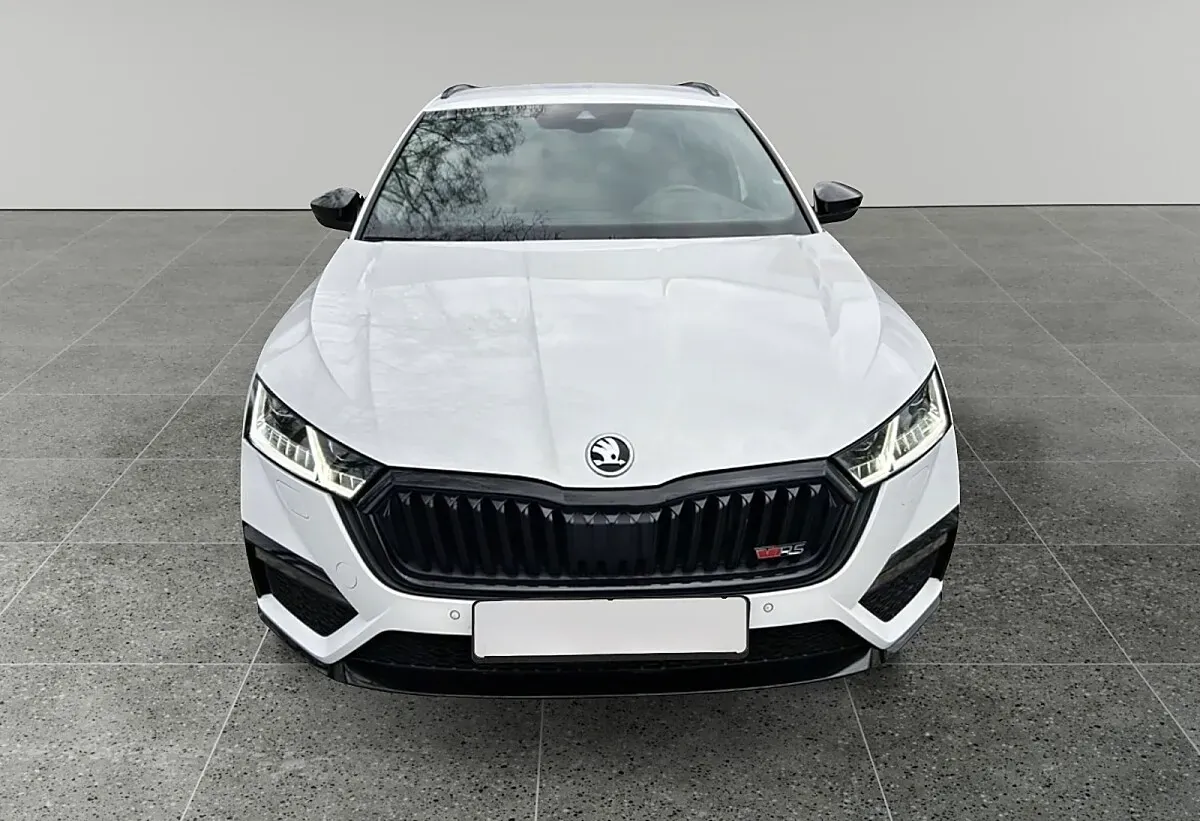 Skoda Octavia 2024 photo 2