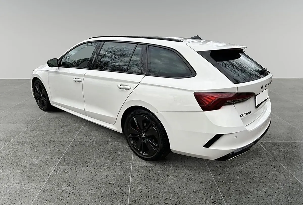 Skoda Octavia 2024 photo 3