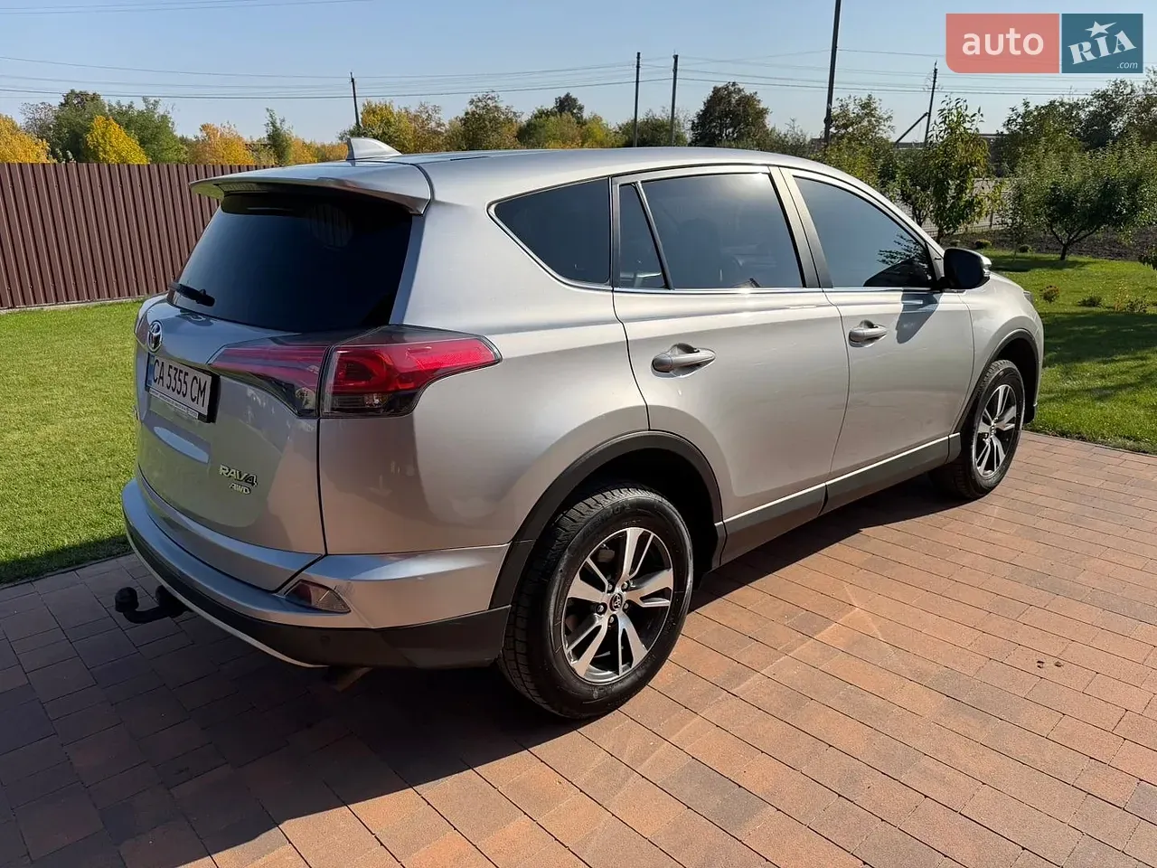 Toyota Rav4 2017 photo 5