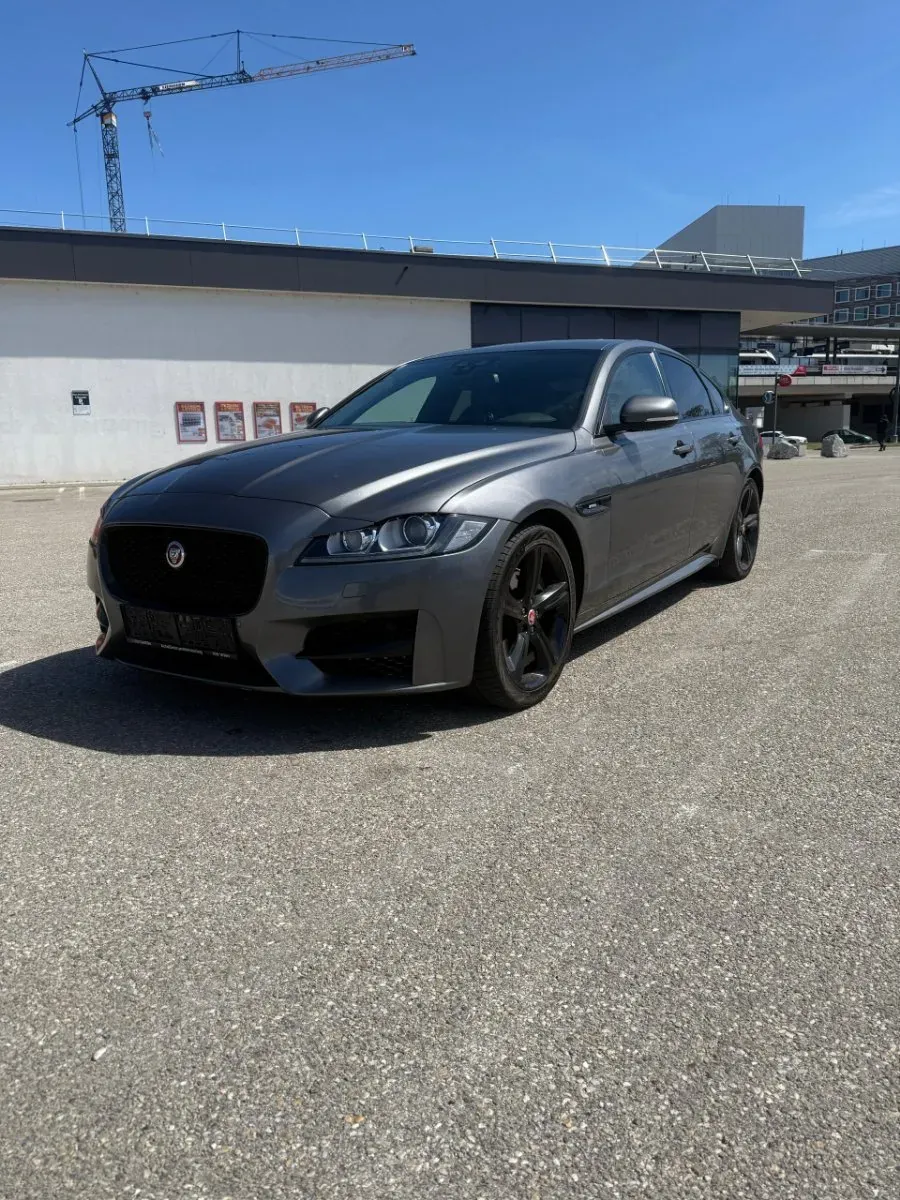 Jaguar Xf