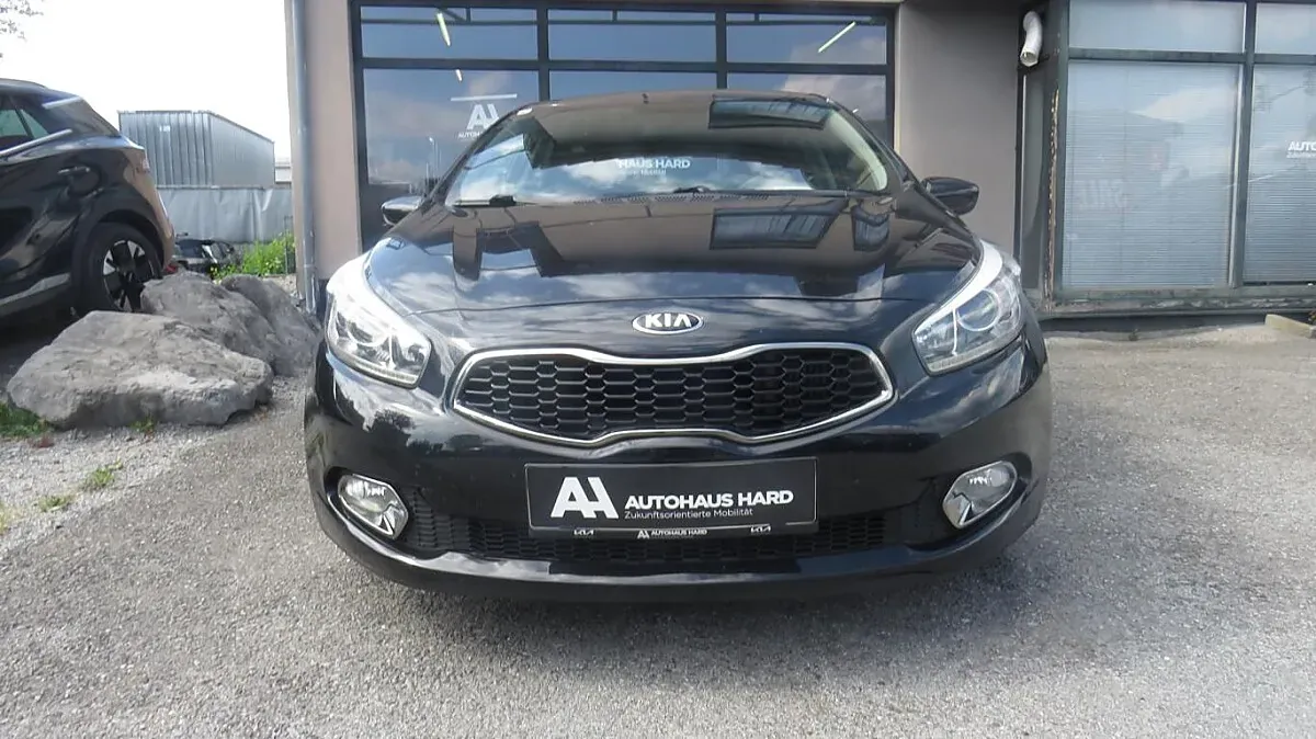 Kia Ceed 2014 photo 2